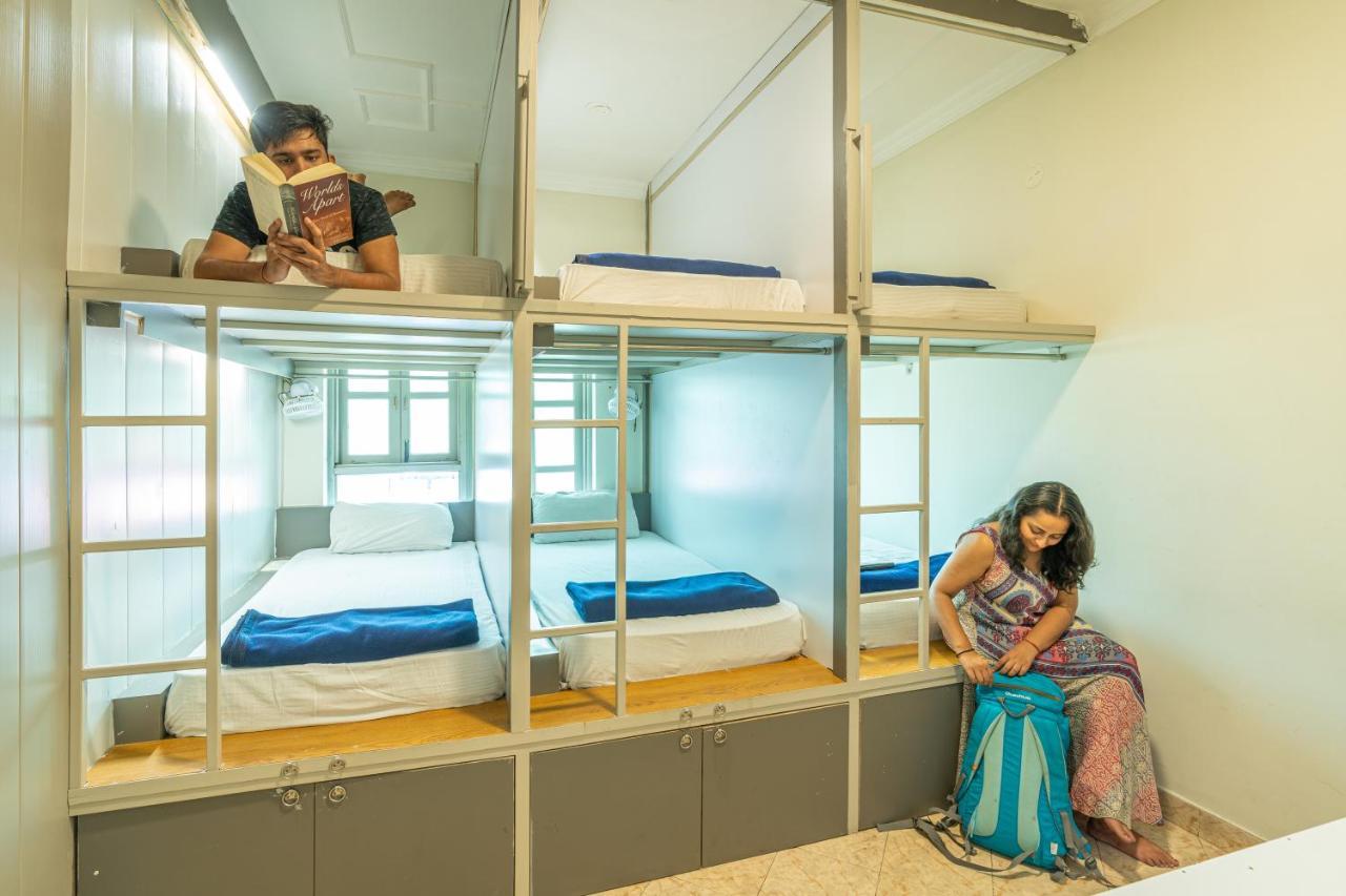 Hostel Madpackers Rishikesh Laxman Jhula Exterior foto