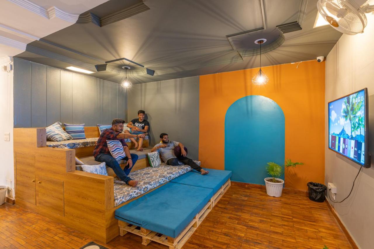 Hostel Madpackers Rishikesh Laxman Jhula Exterior foto