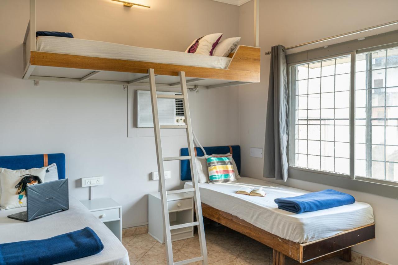 Hostel Madpackers Rishikesh Laxman Jhula Exterior foto